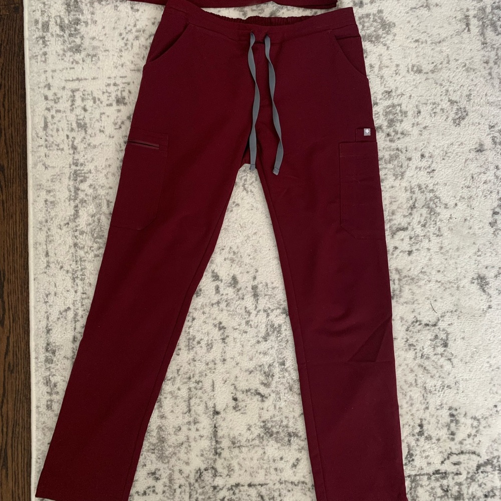 Figs Yola™ Skinny Scrub Pants